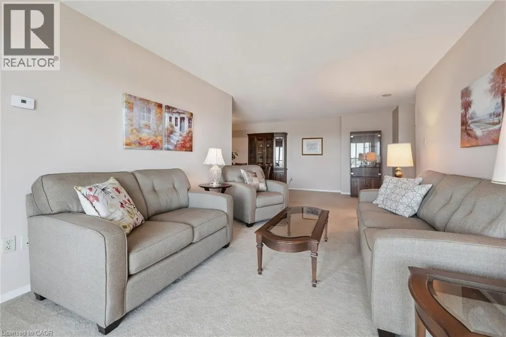 265 WESTCOURT Place Unit# PH04 #PH04