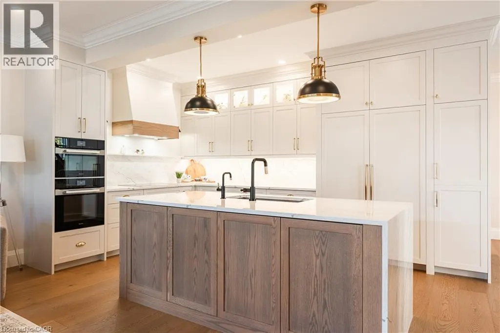 3168 WATERCLIFFE Court