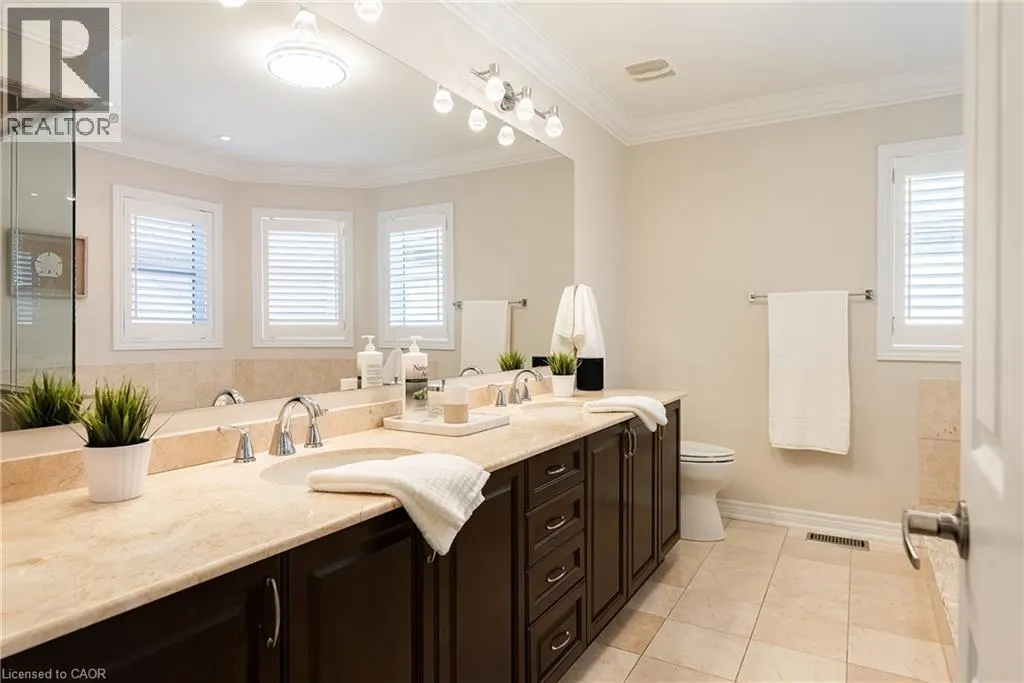 3168 WATERCLIFFE Court