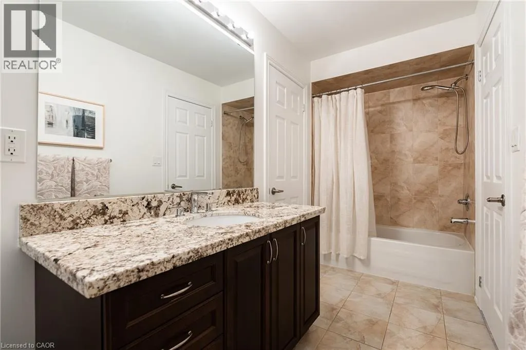 3168 WATERCLIFFE Court