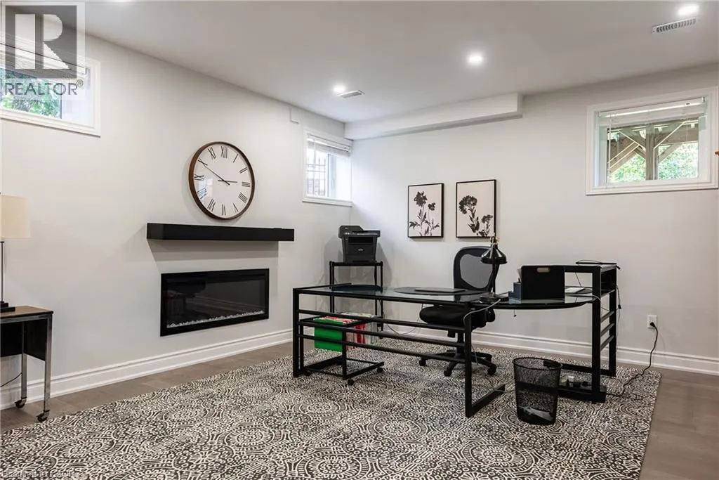 3168 WATERCLIFFE Court