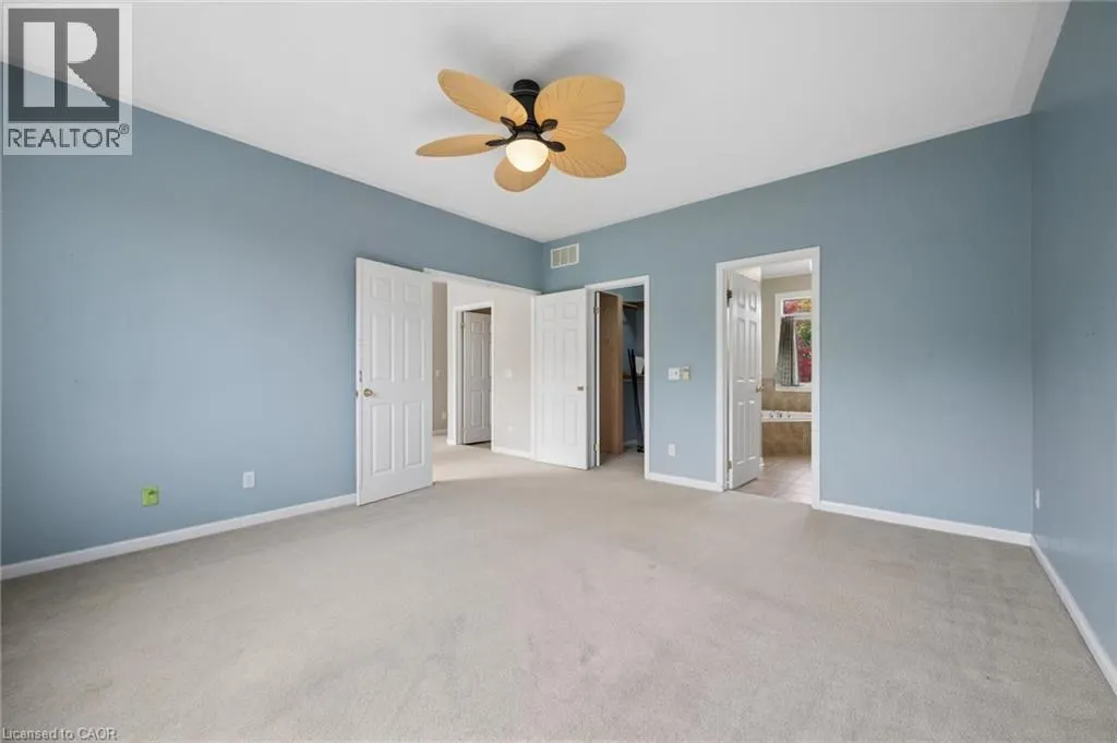 83 GLAZEBROOK Crescent