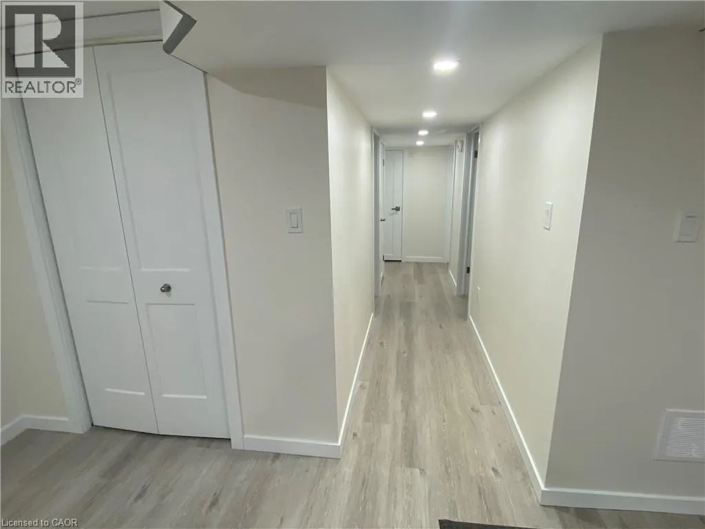 88 HENRY Street Unit# 2ND UNIT #2ND UNIT