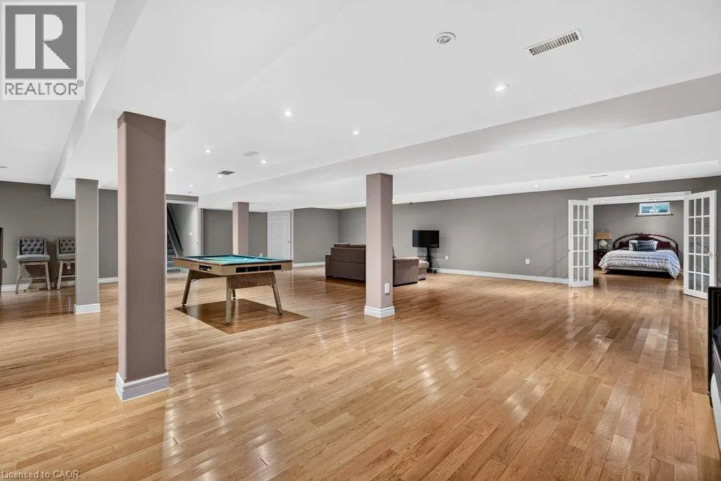 9 HARRINGTON Place