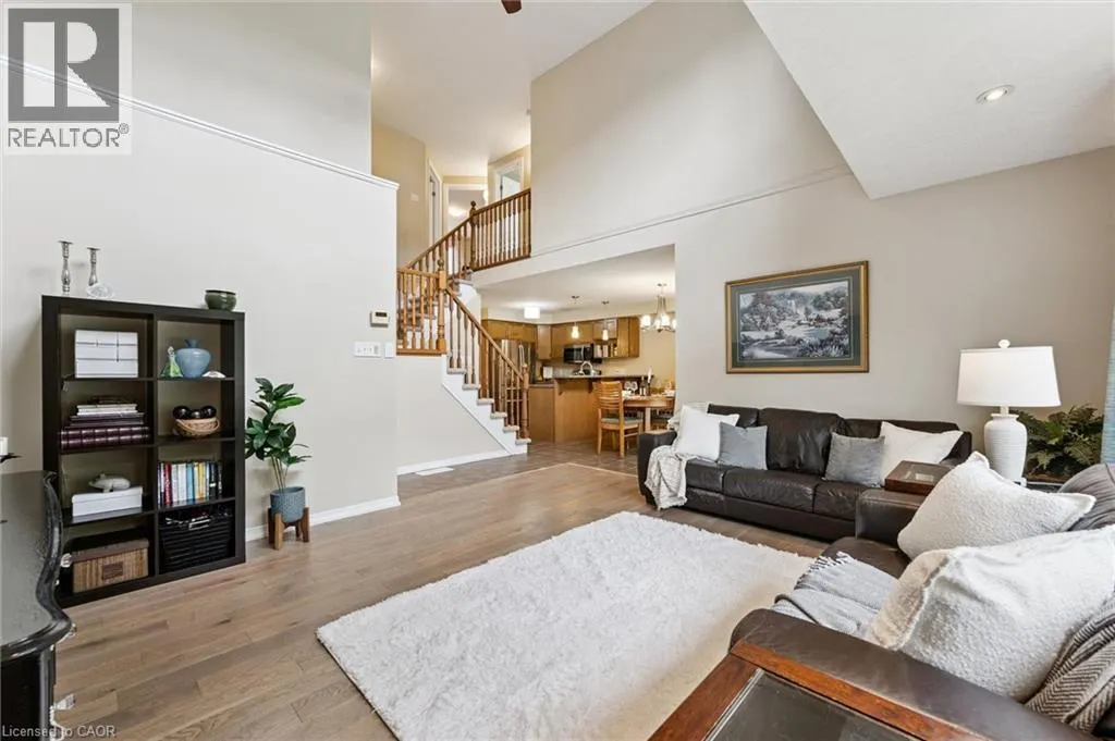 8 WALKER Way