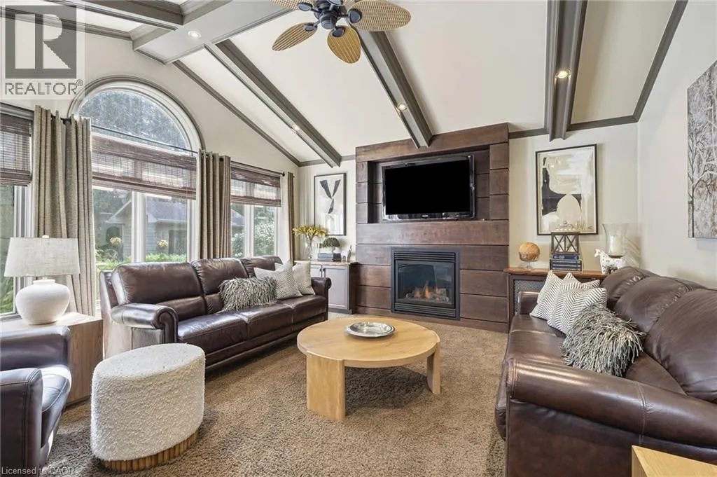 816 ALEXANDER Road