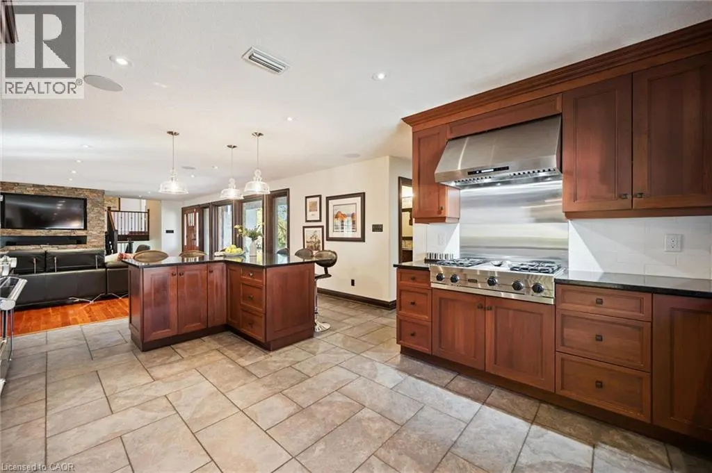 11 MAPLE HILL Drive