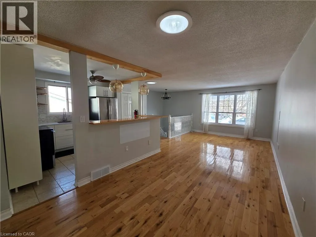 37 FOX Trail Unit# Upper #Upper