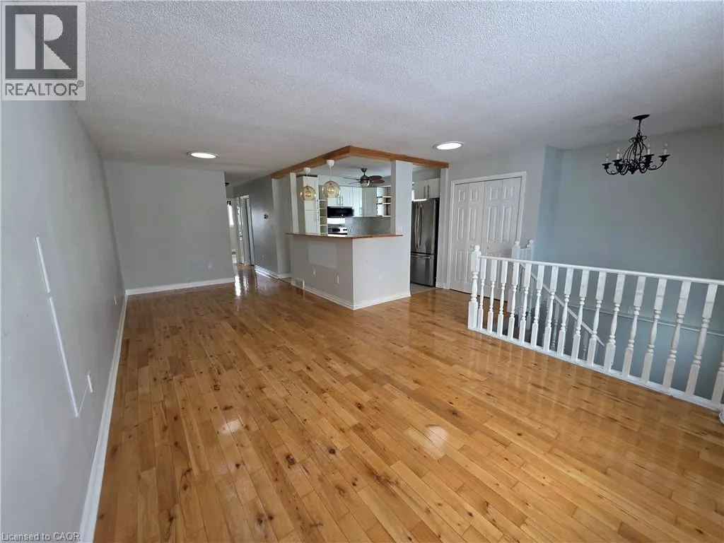 37 FOX Trail Unit# Upper #Upper