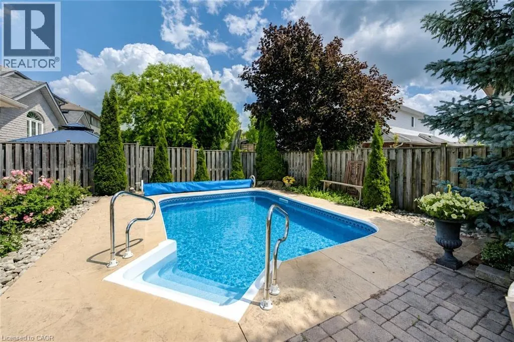 517 STARBOARD Crescent