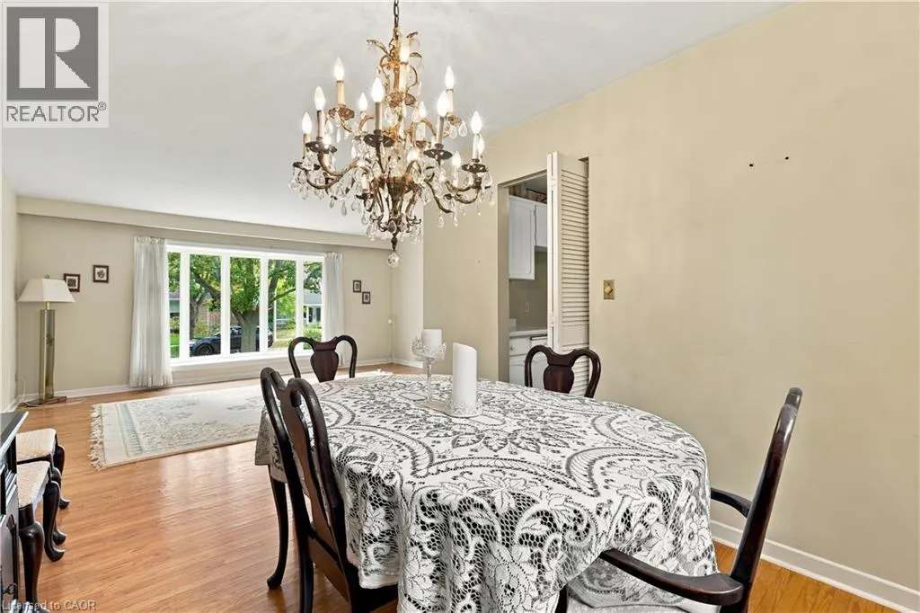 688 CHERRYWOOD Drive