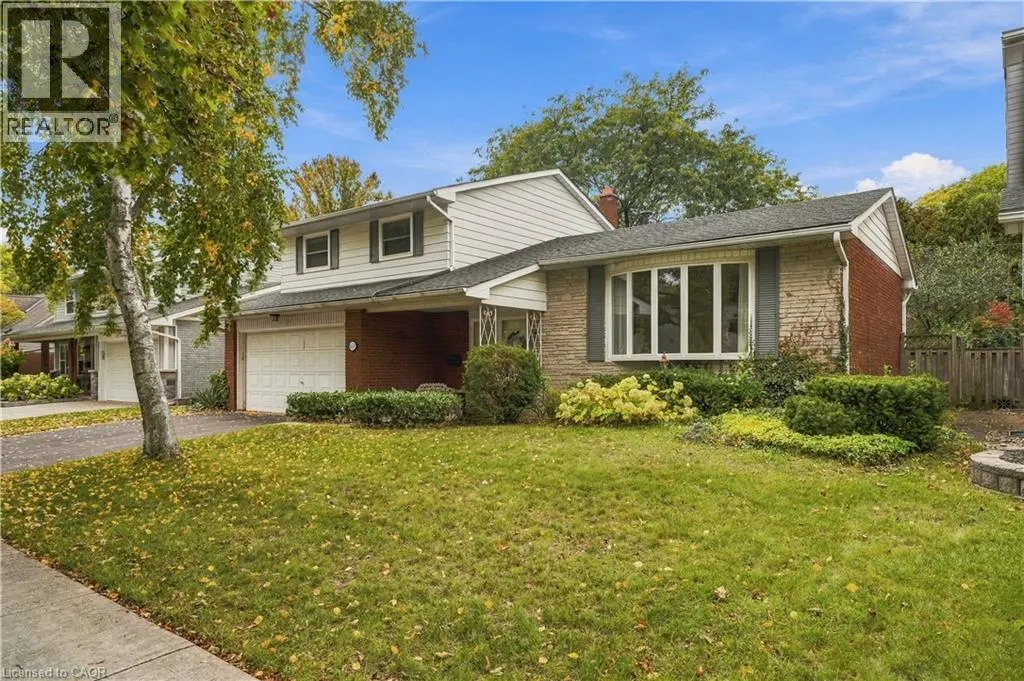 688 CHERRYWOOD Drive