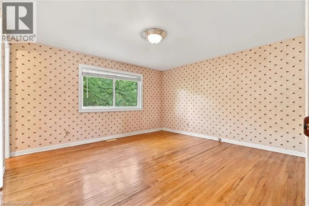 688 CHERRYWOOD Drive