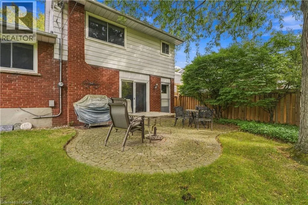 688 CHERRYWOOD Drive