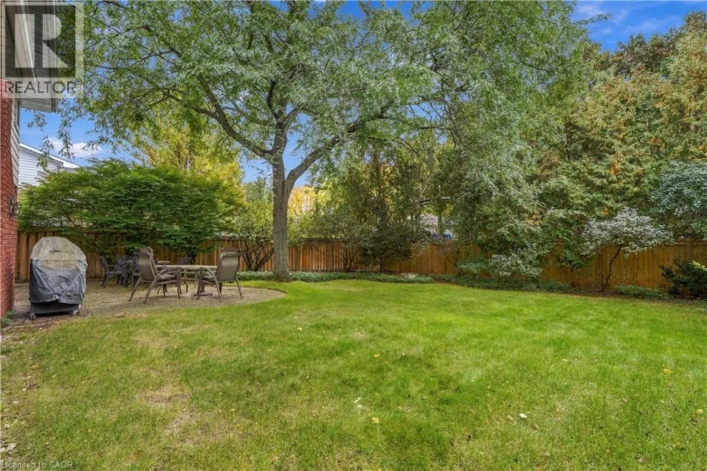 688 CHERRYWOOD Drive