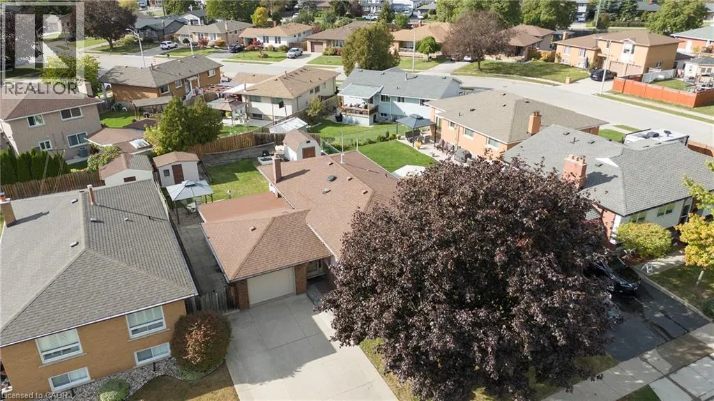 21 GREEN FOREST Drive