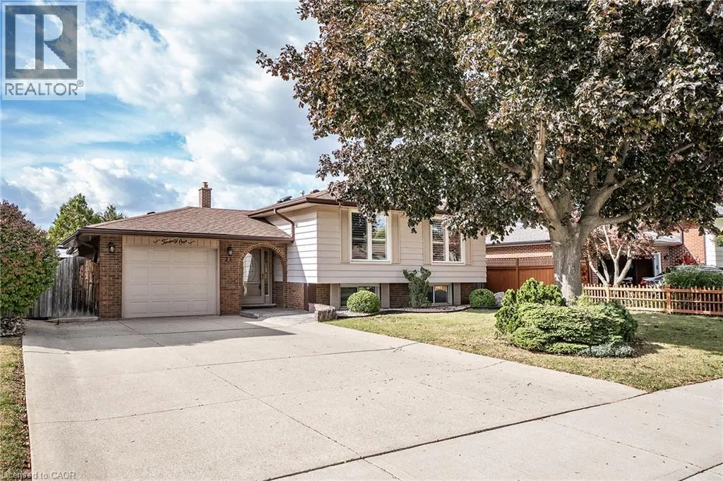 21 GREEN FOREST Drive