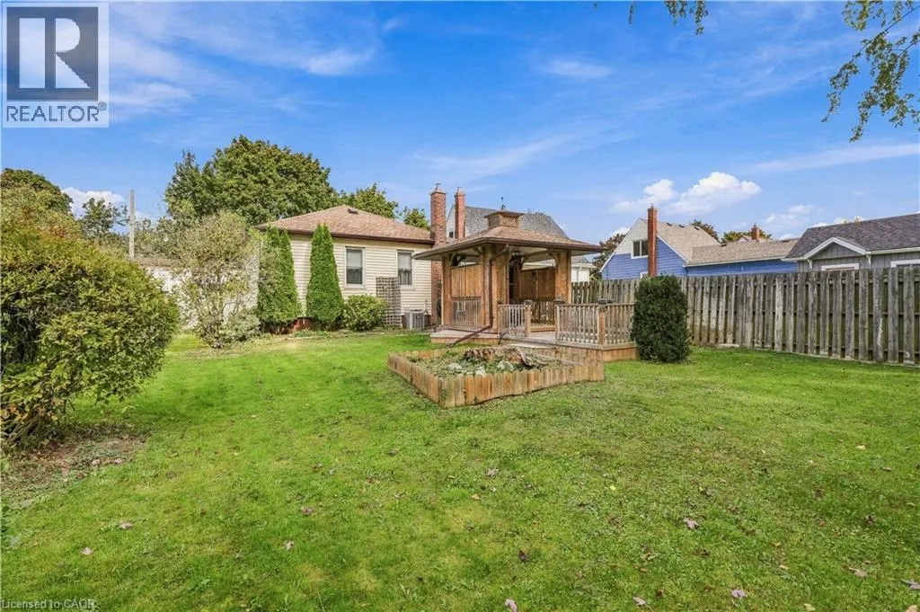 7112 DUNN Street