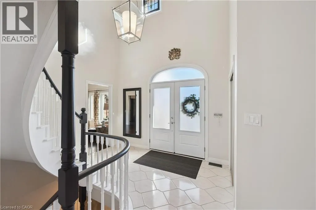 44 BREWSTER Place