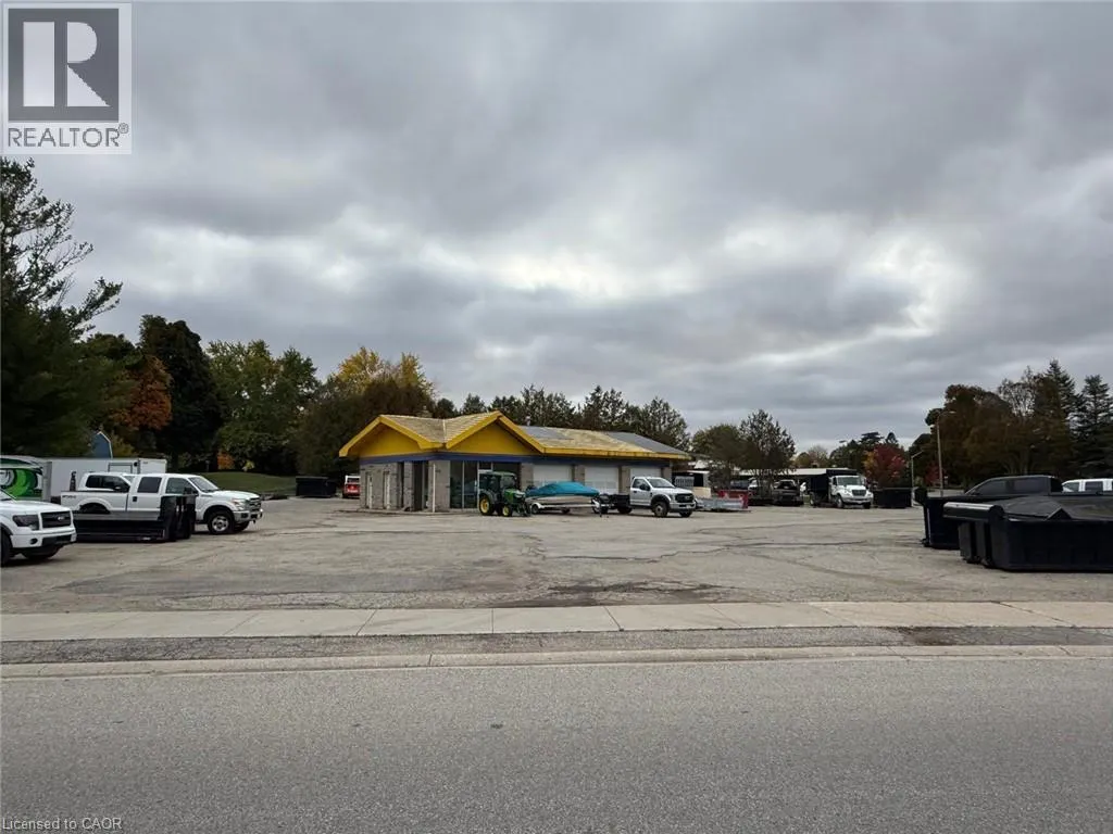 255 TOLL GATE Boulevard