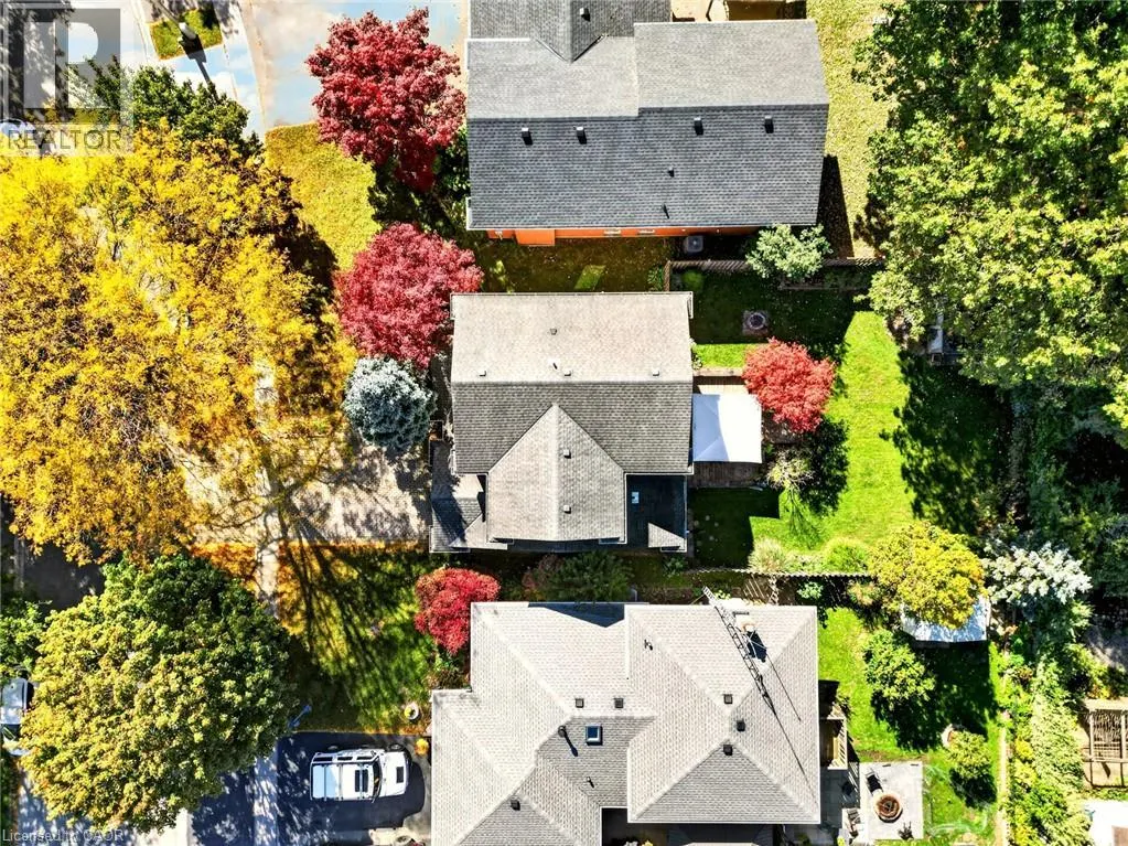 133 LEASIDE Drive