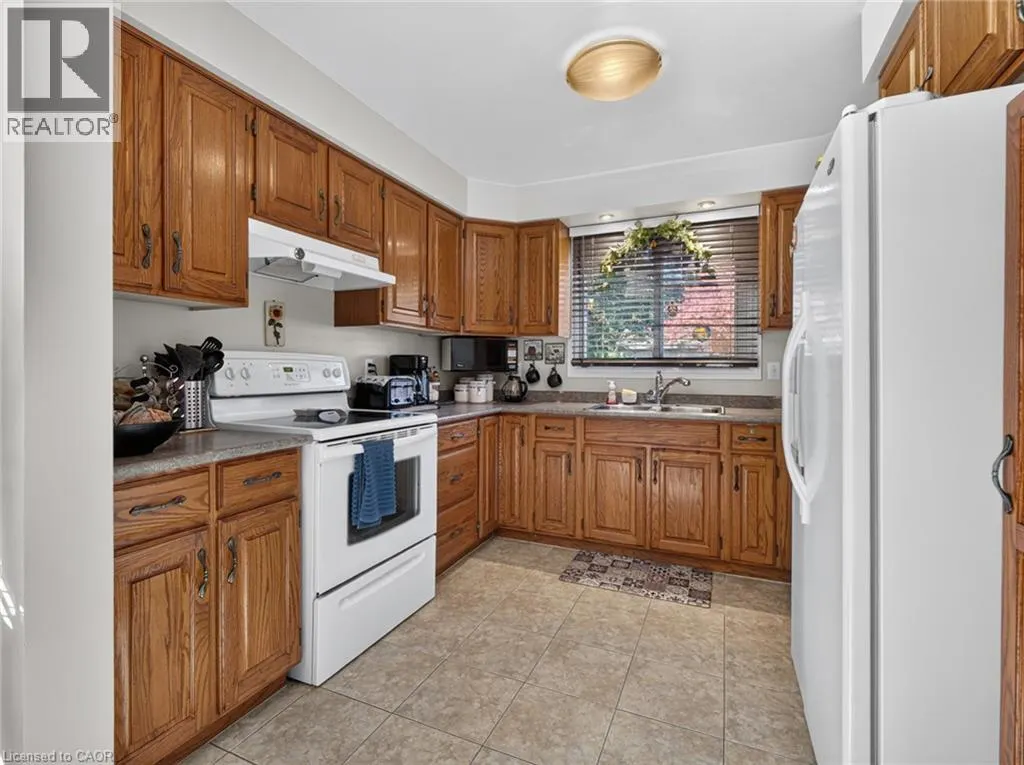 133 LEASIDE Drive