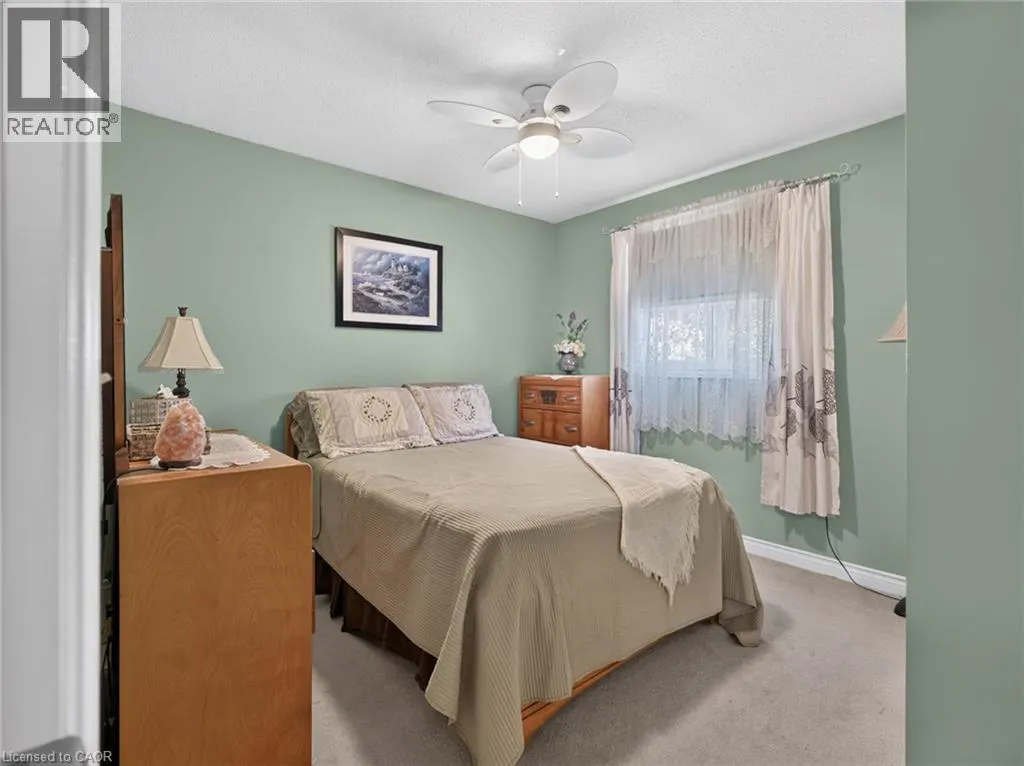 133 LEASIDE Drive