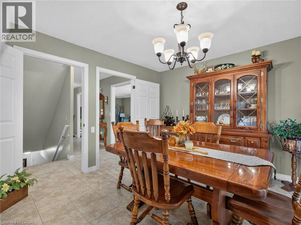 133 LEASIDE Drive