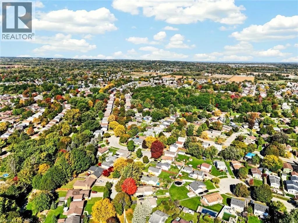 133 LEASIDE Drive