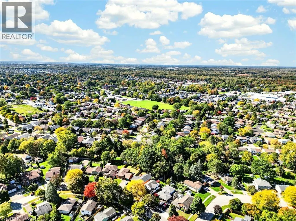 133 LEASIDE Drive
