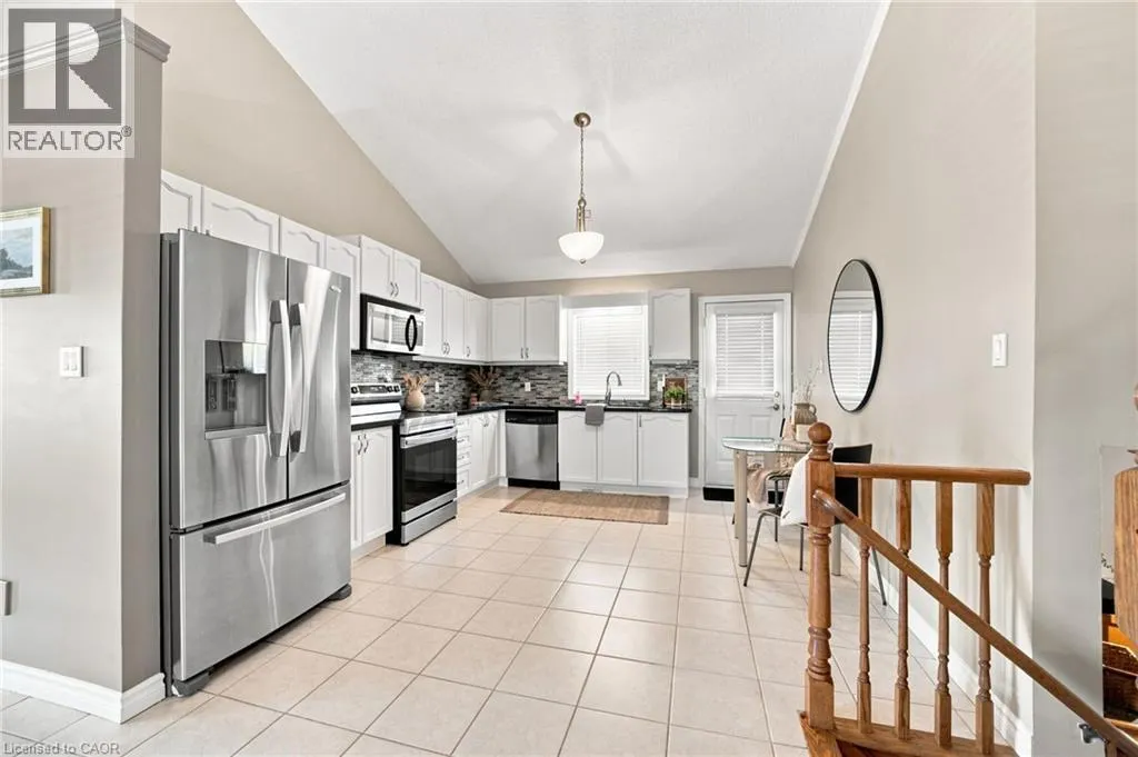 546 JERSEYVILLE Road W