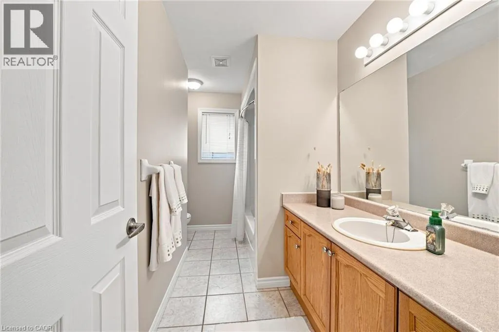 546 JERSEYVILLE Road W
