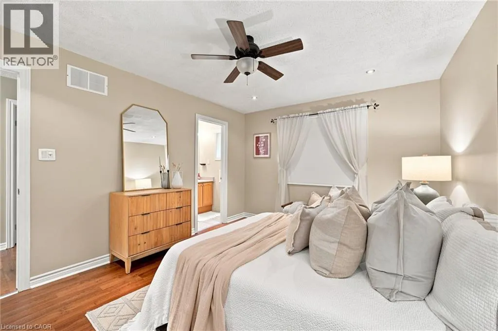 546 JERSEYVILLE Road W