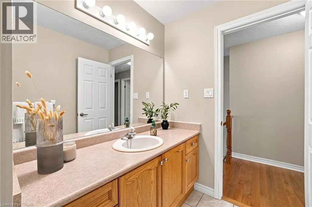 546 JERSEYVILLE Road W