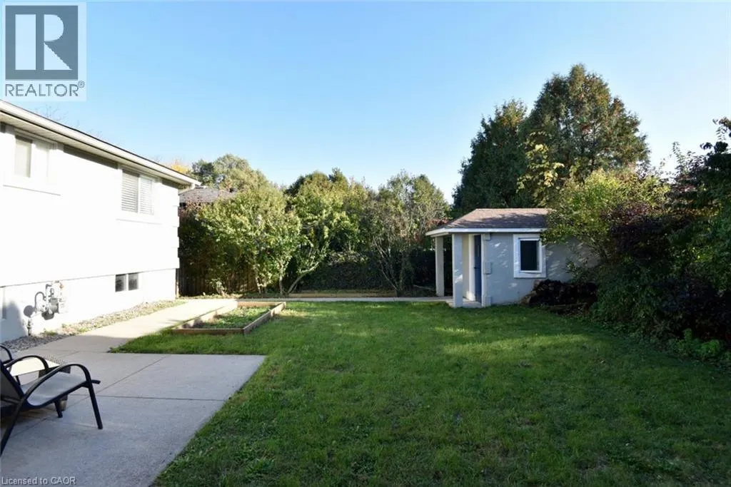 699 CASTLEGUARD Crescent
