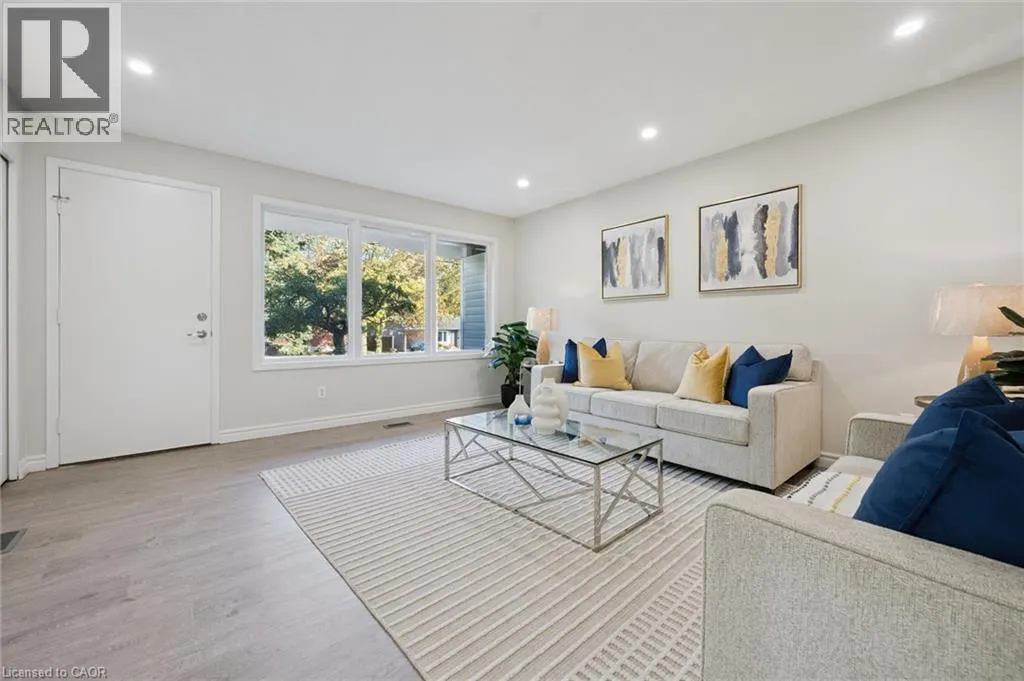 259 THORNCREST Drive