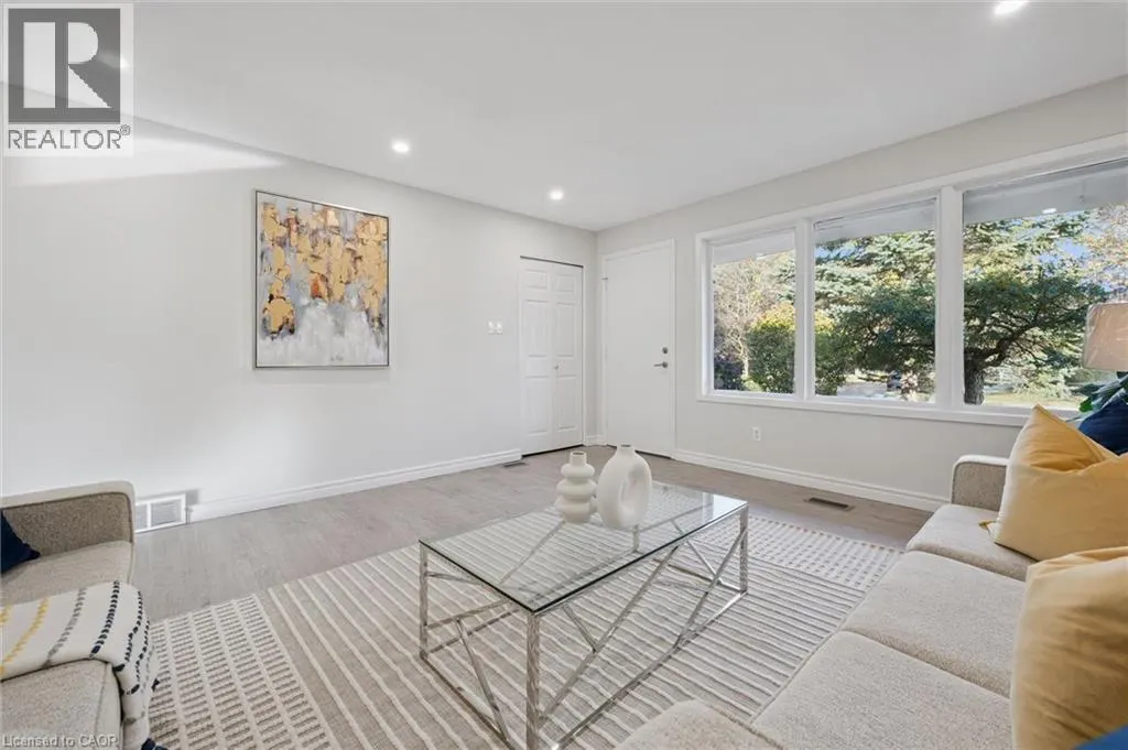 259 THORNCREST Drive
