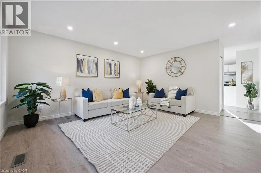 259 THORNCREST Drive