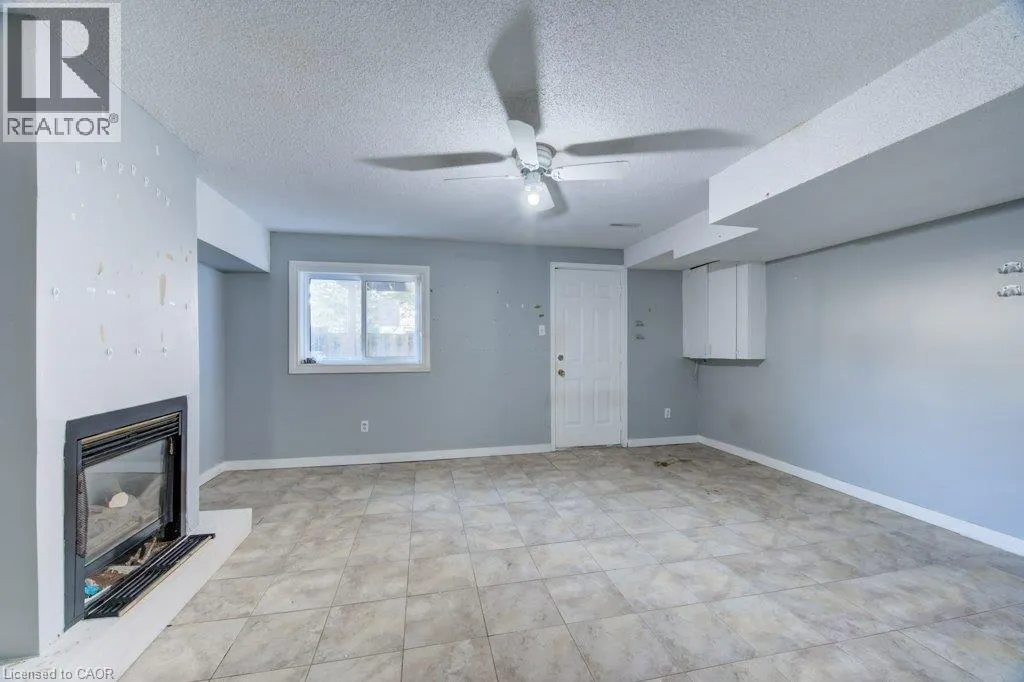 320 WESTMINISTER Avenue Unit# 16 #16