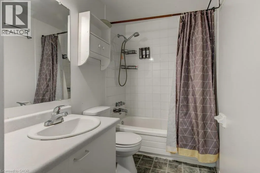 320 WESTMINISTER Avenue Unit# 16 #16