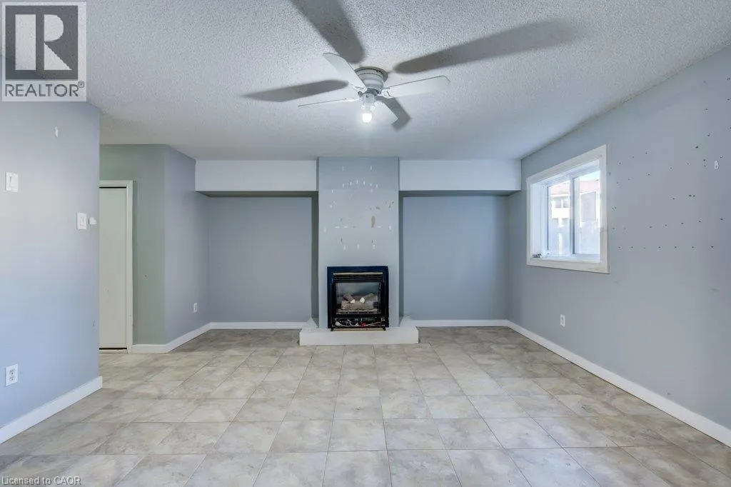 320 WESTMINISTER Avenue Unit# 16 #16