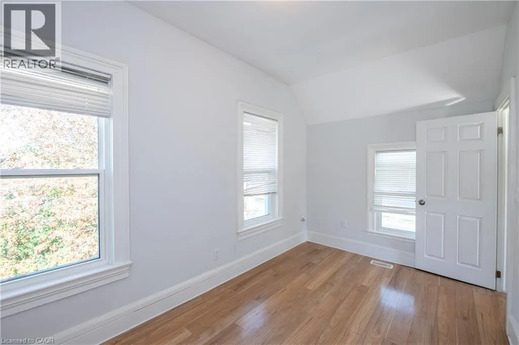 292 FARES Street