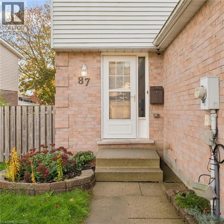 87 POPLAR Drive