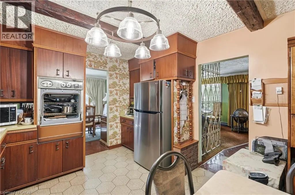 612 DOAN'S RIDGE Road