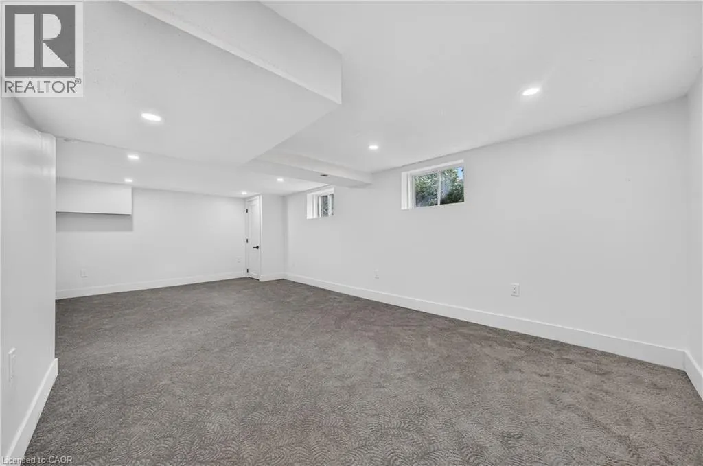 12 ADMIRAL Road