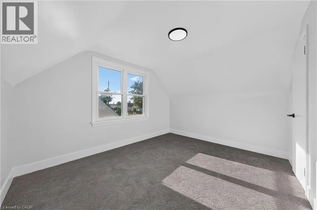 12 ADMIRAL Road