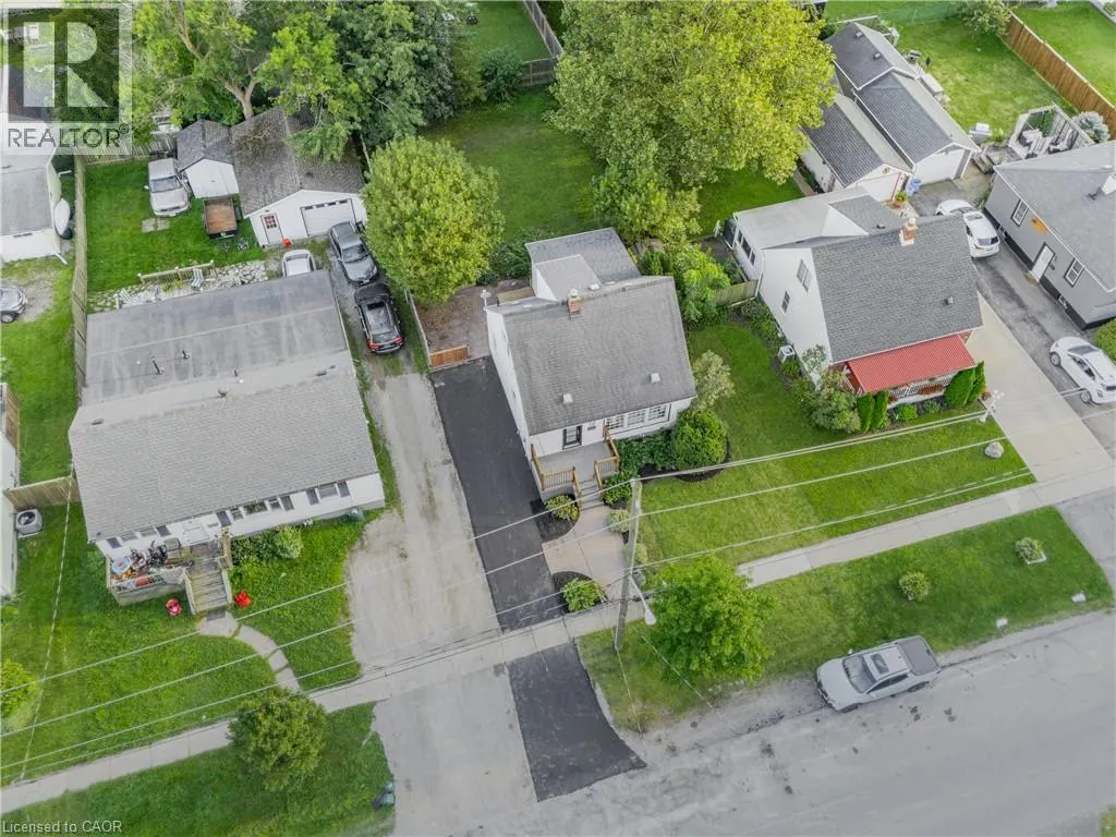 12 ADMIRAL Road