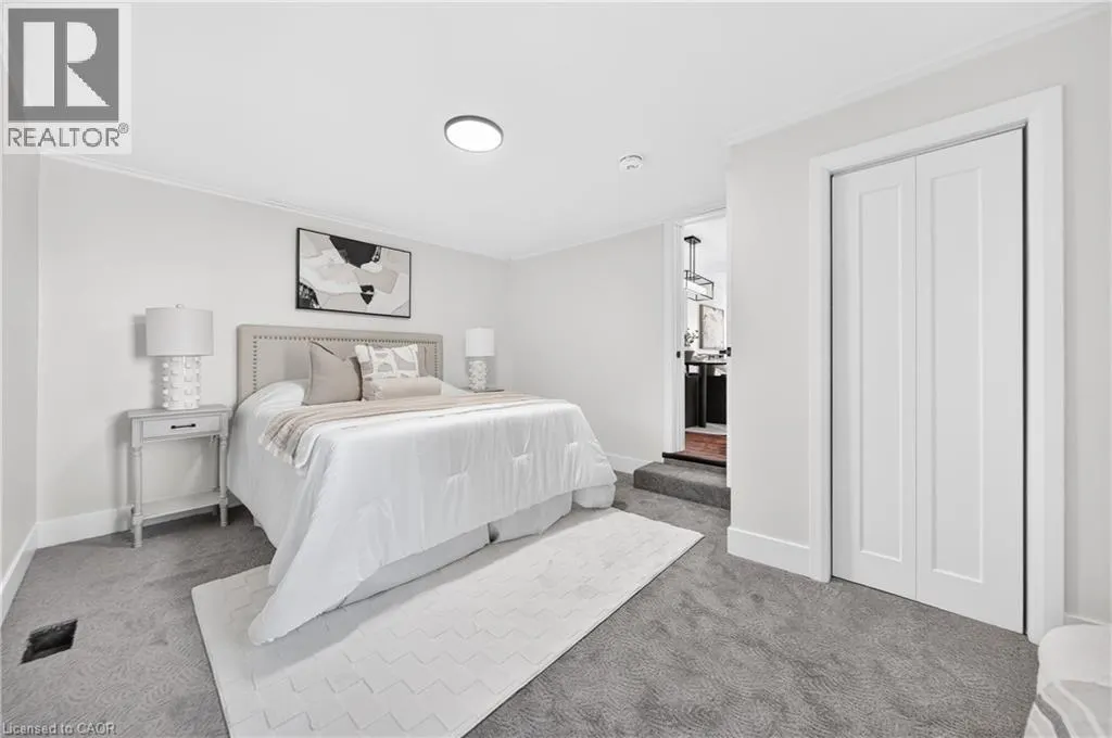 12 ADMIRAL Road