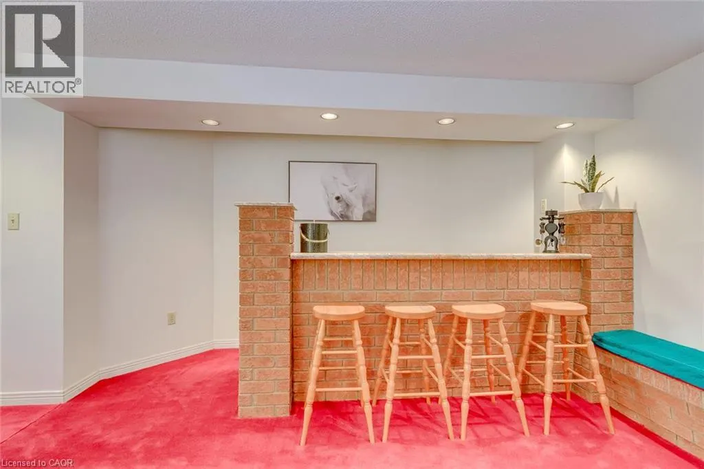 2442 WYNTEN Way