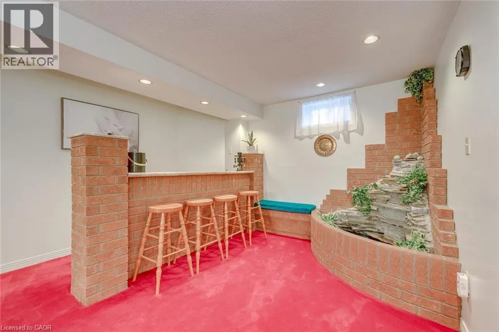 2442 WYNTEN Way